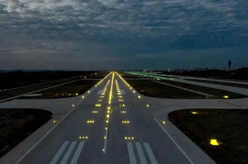 Aerolineas Argentinas saņem brīdinājumu par bumbu, lidmašīna veic ārkārtas nosēšanos tuvējā lidostā
